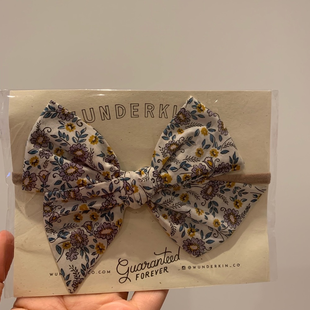 Wunderkin floral over sized pinwheel-NWT